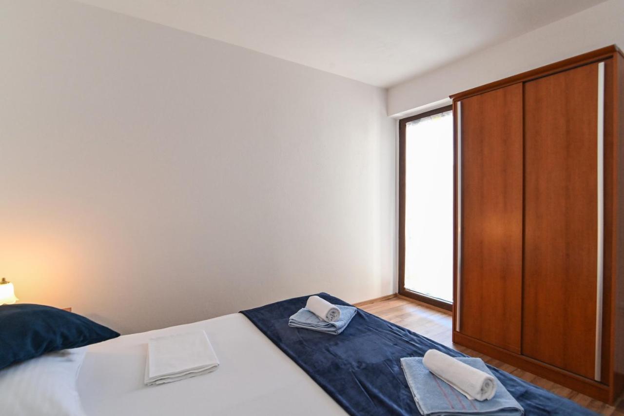 Rooms & Apartments Jadranka Baska  Exterior photo